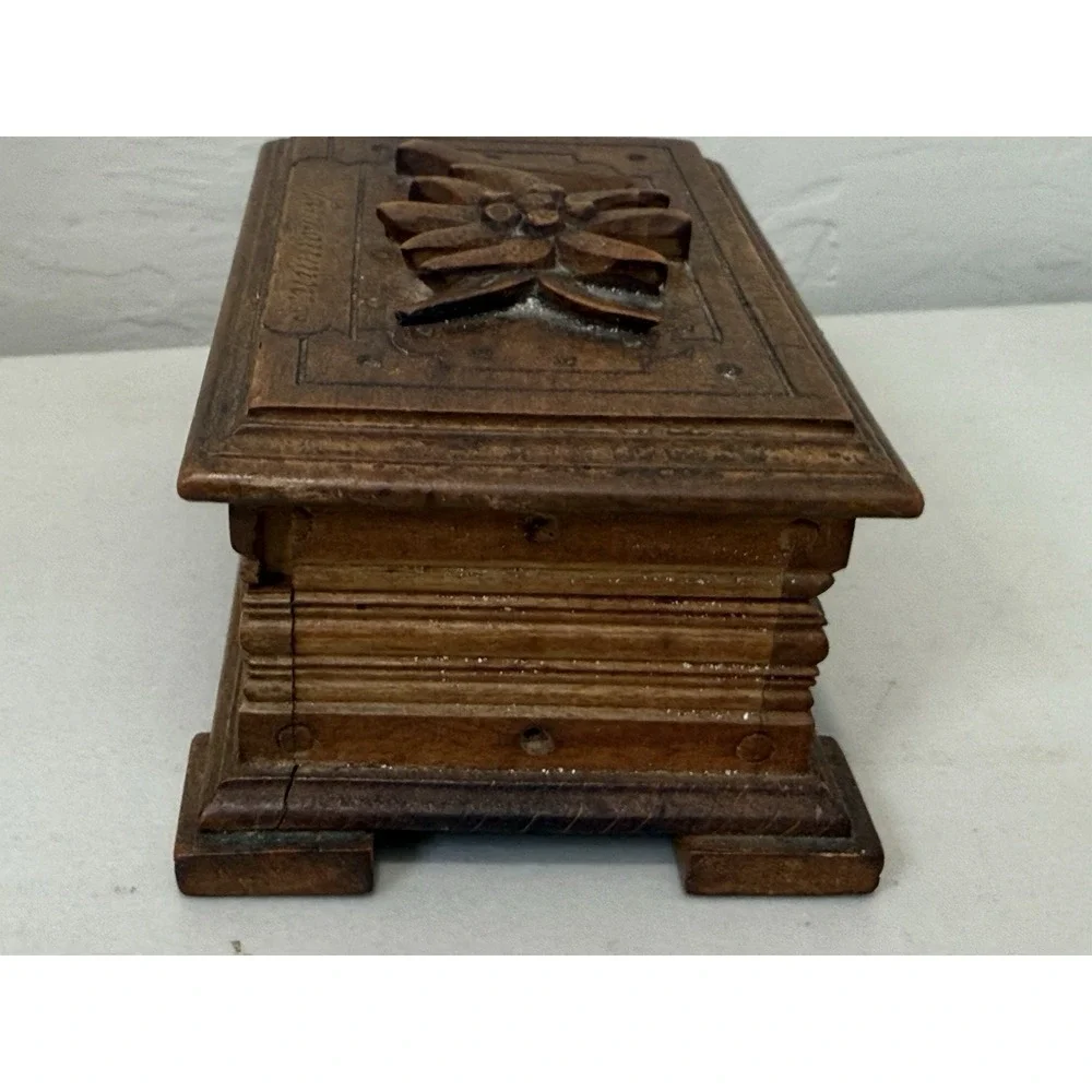 Antique German Warmbrunn Hand Carved Wood Trinket Jewelry Box Black Forest Style